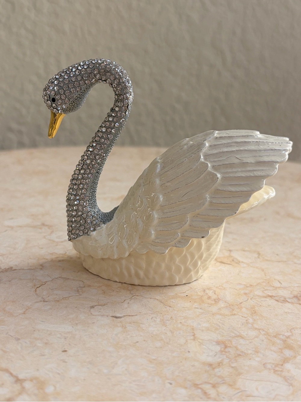 Crystal-Embellished White Swan Decorative Bowl/Trinket box